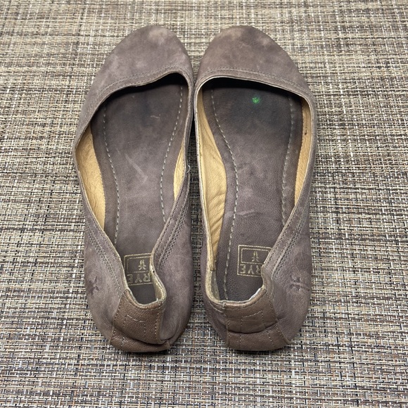 Frye Flats - Picture 3 of 7